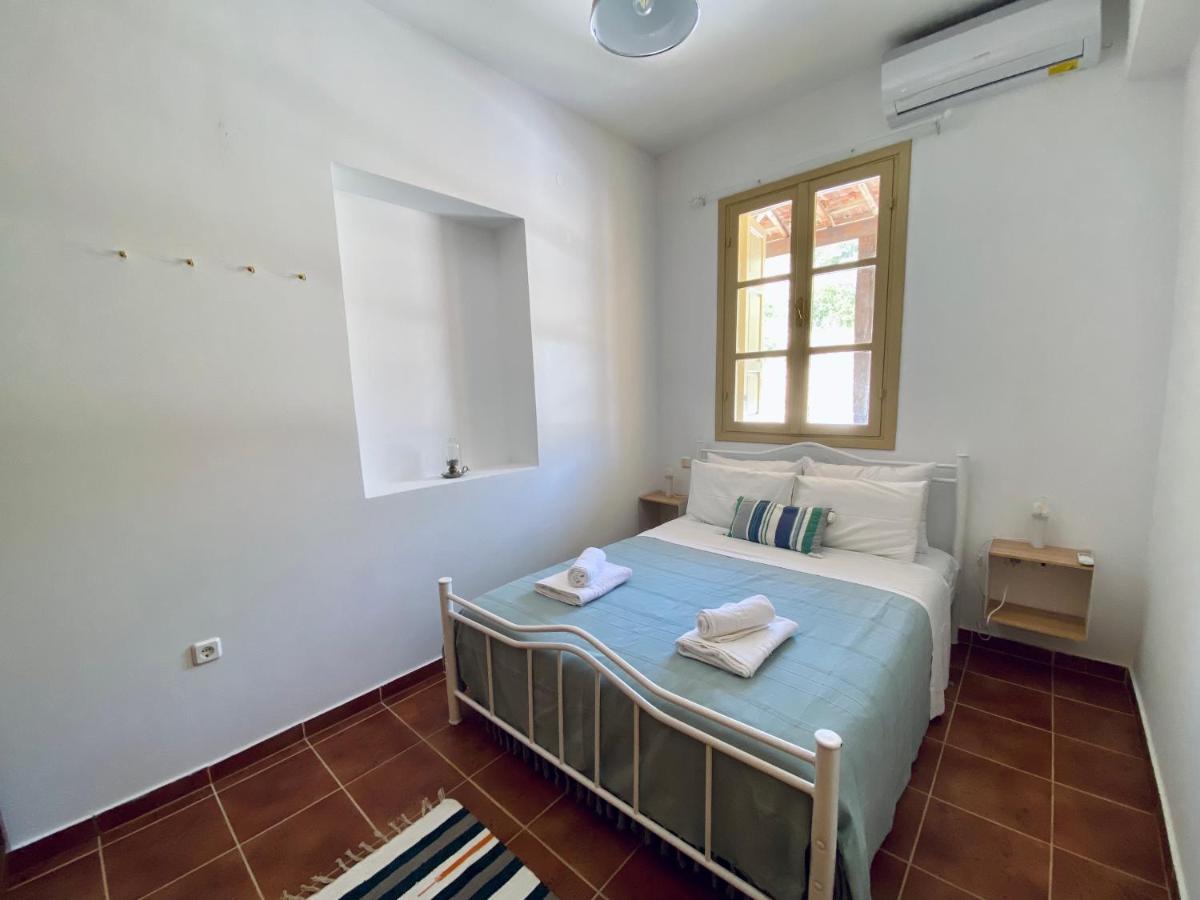 To Petrino Apartment Megisti ภายนอก รูปภาพ
